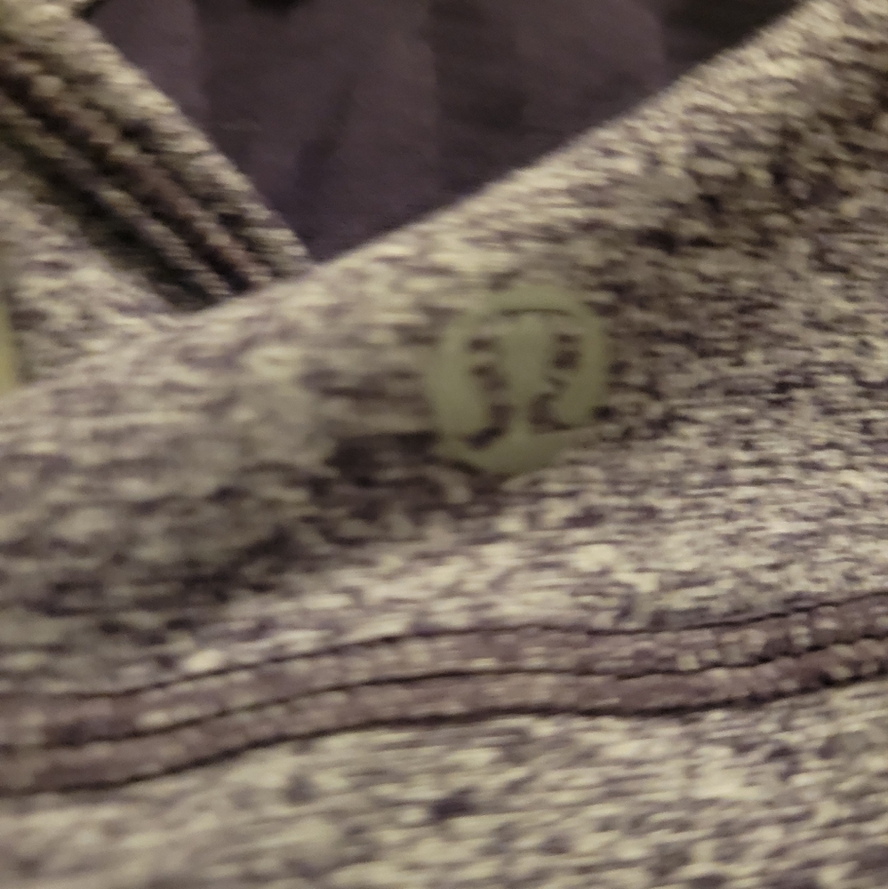Lululemon top - Picture 2 of 5